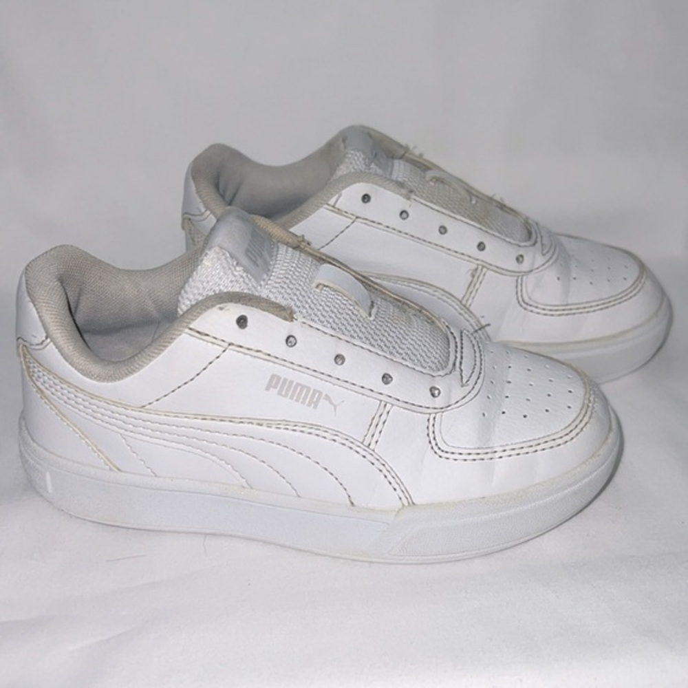 Kids white Puma Sneakers Size 12C